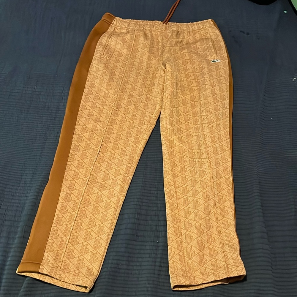Lacoste tapered fit joggers size large